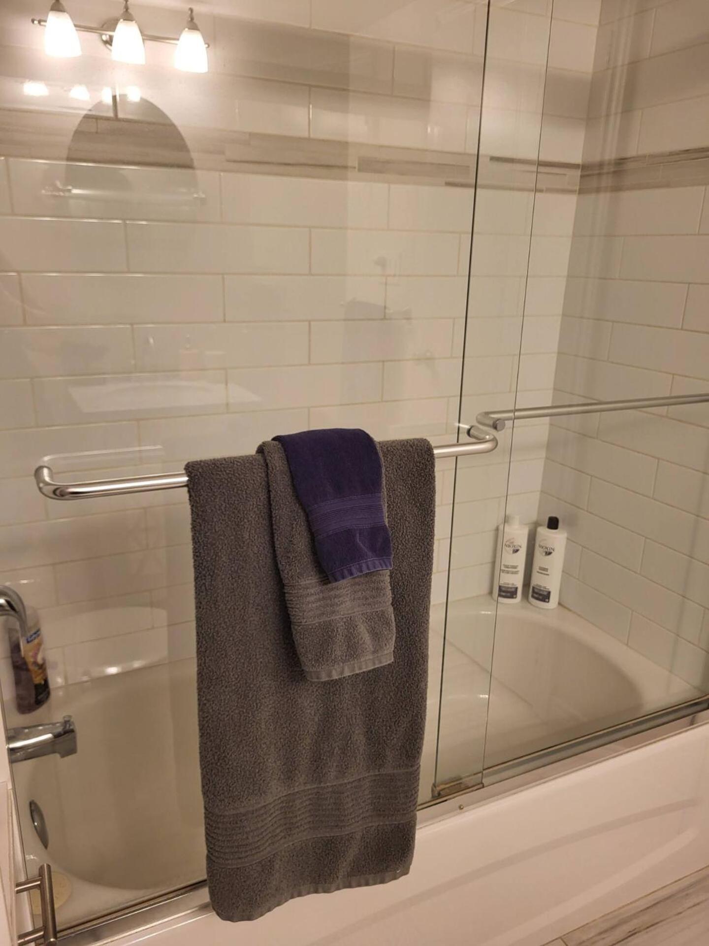 Cozy Suite With Hot Tub & Highspeed Internet Grimsby Extérieur photo
